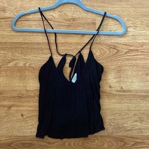 Tobi | Cropped Black Tank Top